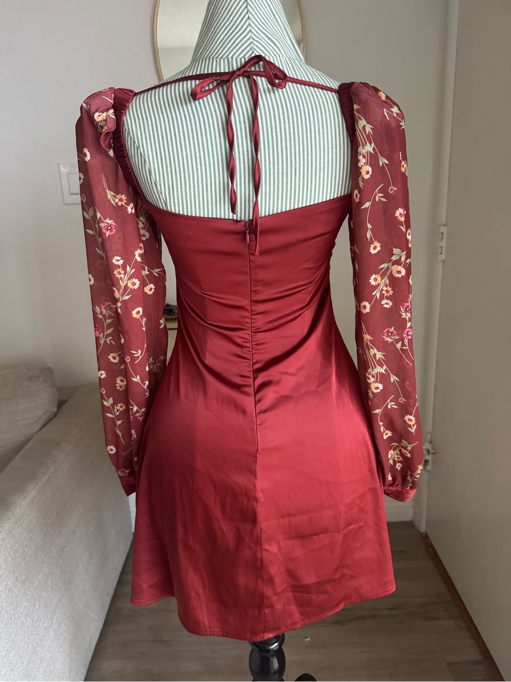 DANIELLE BERNSTEIN Crimson Satin Mini Dress with Floral Sheer Sleeves - Picture 5 of 8